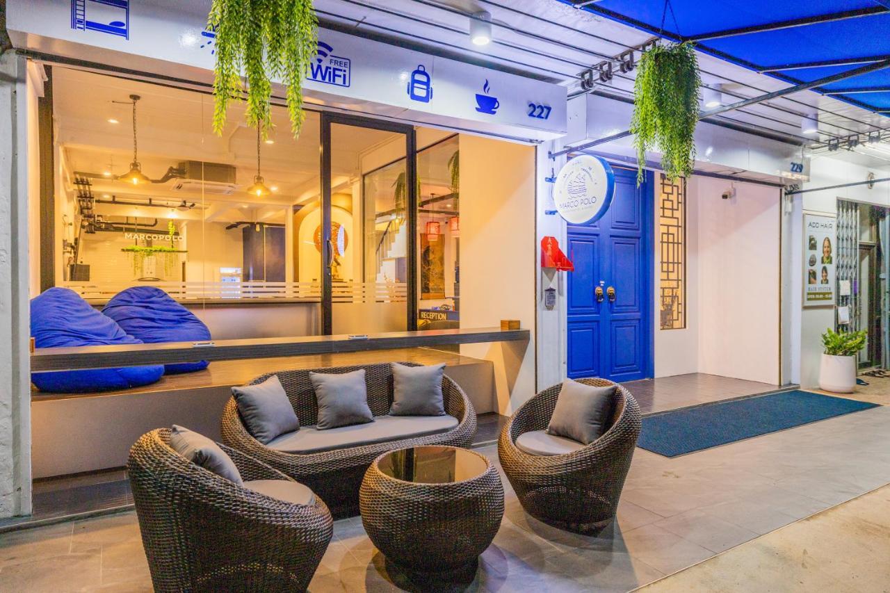 Marco Polo Phuket Poshtel & Bistro Pansiyon Dış mekan fotoğraf