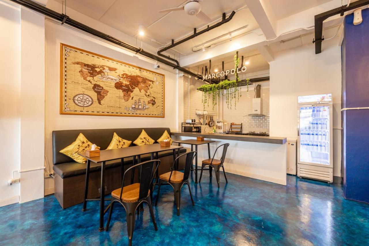 Marco Polo Phuket Poshtel & Bistro Pansiyon Dış mekan fotoğraf